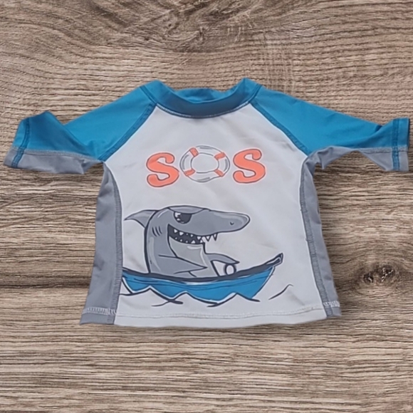 LITTLE BOY'S CHILDREN'S PLACE SWIM SHIRT - Picture 1 of 4